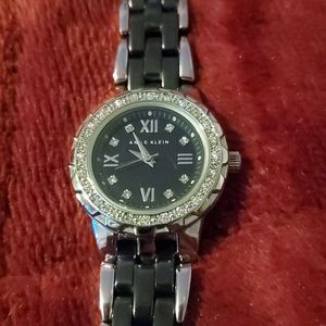 Anne Klein Womens TWO-TONE Watch Crystal Bezel Black & Silver Link Band‎
